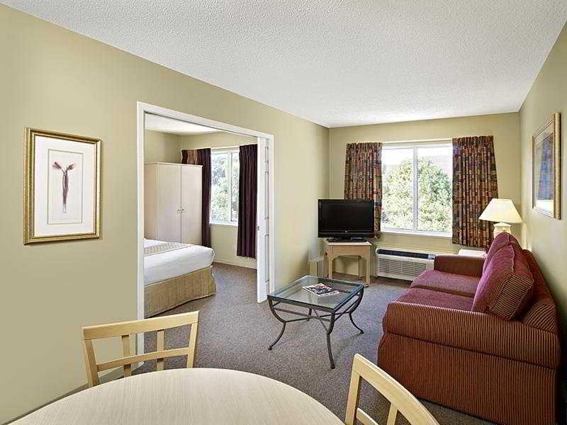 Towneplace Suites By Marriott Mississauga-Airport Corporate Centre Номер фото