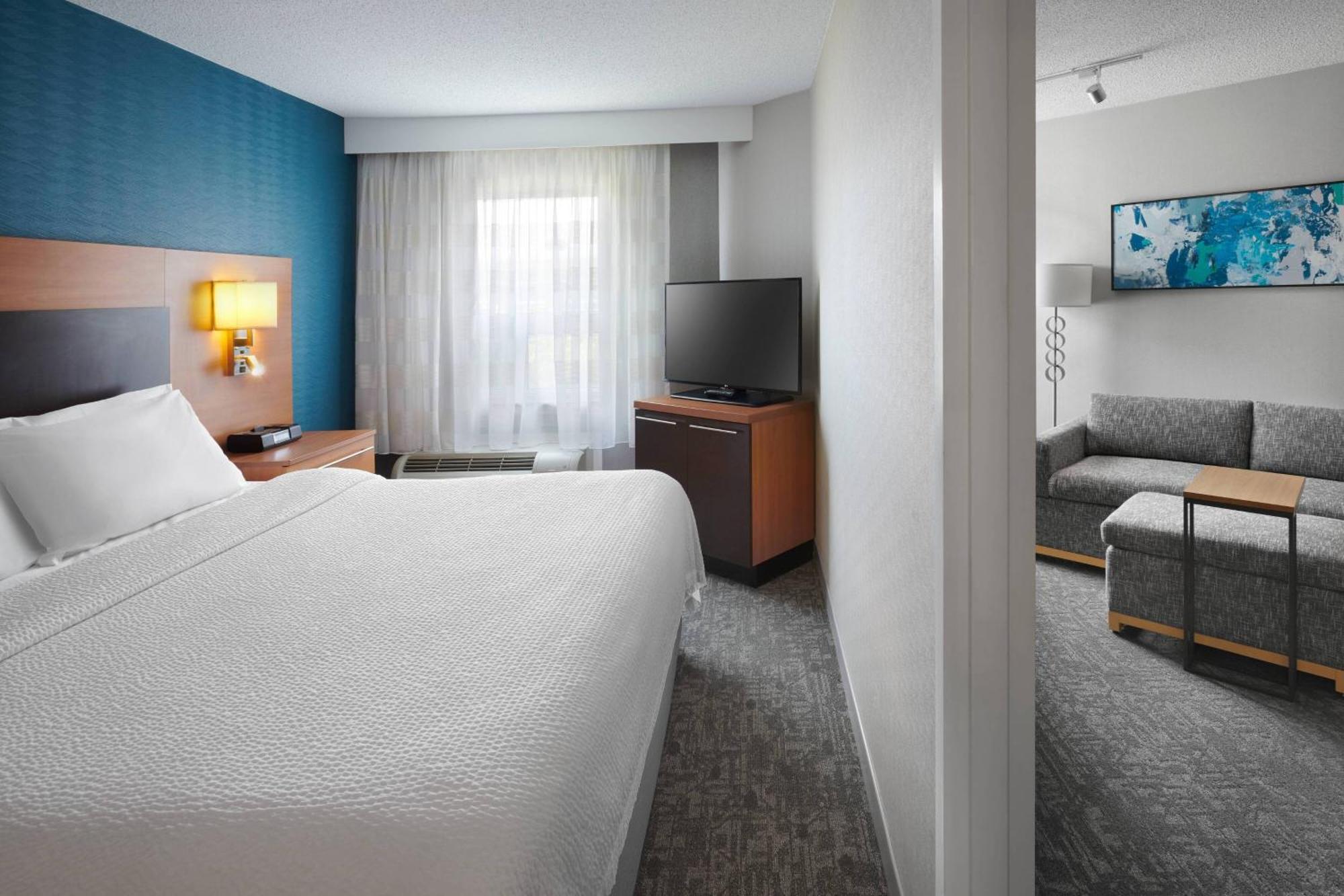 Towneplace Suites By Marriott Mississauga-Airport Corporate Centre Экстерьер фото
